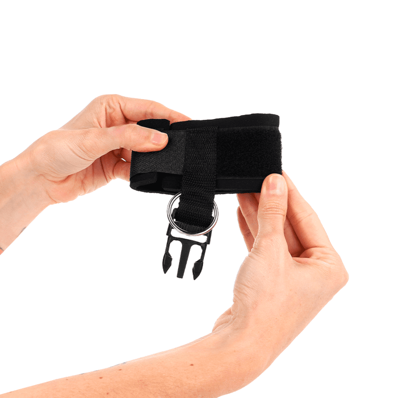KINK - TENUTA DA POLSO IN NEOPRENE CON GANCIO E LOOP NERA REGOLABILE 22-34 CM - immagine 4